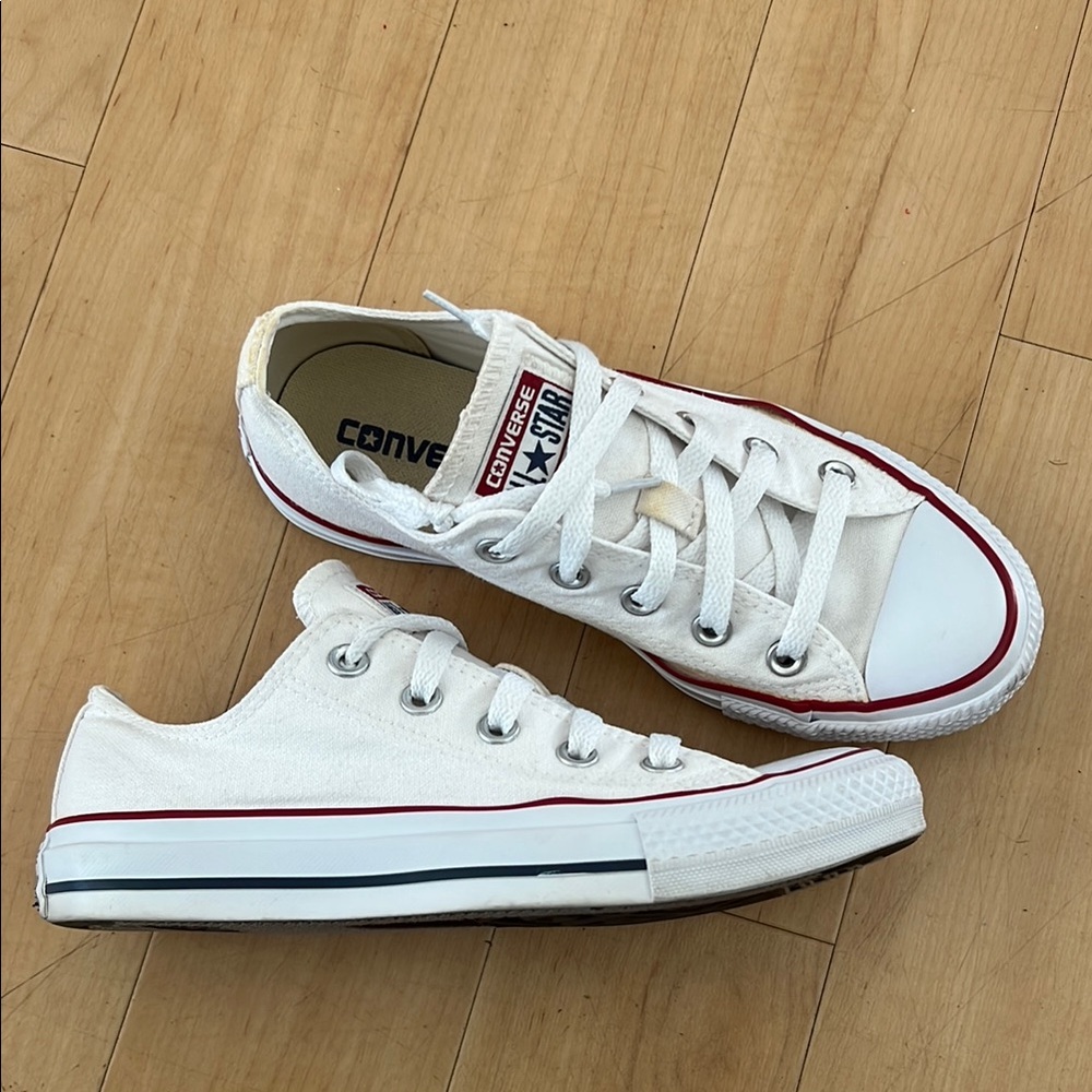 Converse White Canvas Low-Top Sneakers size 6 - Picture 2 of 16